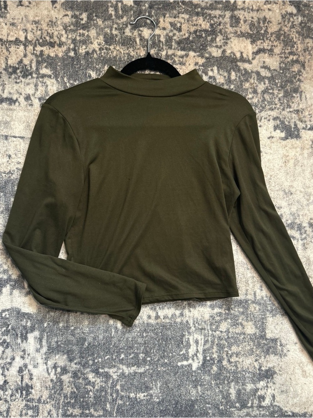 Mock Neck Long-Sleeve Crop Top - Olive